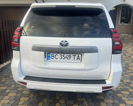 Білий Тойота Ленд Крузер Прадо, об'ємом двигуна 2.76 л та пробігом 141 тис. км за 36300 $, фото 8 на Automoto.ua