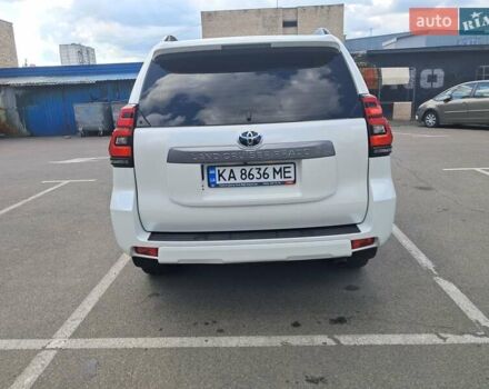 Білий Тойота Ленд Крузер Прадо, об'ємом двигуна 3.96 л та пробігом 103 тис. км за 42000 $, фото 12 на Automoto.ua