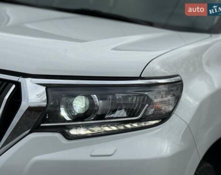 Белый Тойота Ленд Крузер Прадо, объемом двигателя 2.76 л и пробегом 141 тыс. км за 38500 $, фото 23 на Automoto.ua