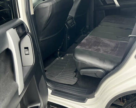 Белый Тойота Ленд Крузер Прадо, объемом двигателя 2.76 л и пробегом 146 тыс. км за 35000 $, фото 7 на Automoto.ua