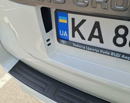 Білий Тойота Ленд Крузер Прадо, об'ємом двигуна 3.96 л та пробігом 103 тис. км за 42000 $, фото 31 на Automoto.ua