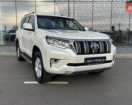 Білий Тойота Ленд Крузер Прадо, об'ємом двигуна 4 л та пробігом 90 тис. км за 39604 $, фото 14 на Automoto.ua