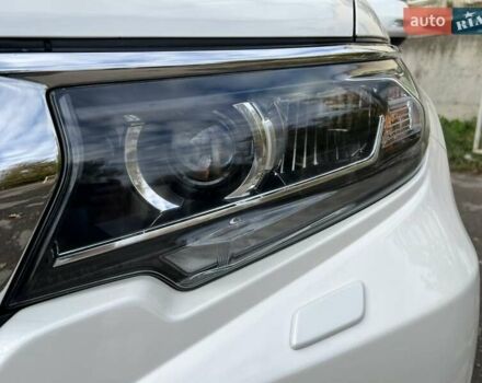 Белый Тойота Ленд Крузер Прадо, объемом двигателя 3.96 л и пробегом 103 тыс. км за 39500 $, фото 13 на Automoto.ua