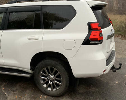 Белый Тойота Ленд Крузер Прадо, объемом двигателя 3.96 л и пробегом 71 тыс. км за 49999 $, фото 8 на Automoto.ua