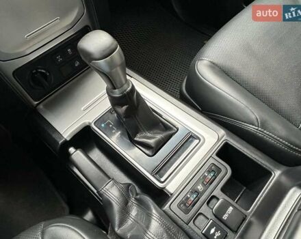 Белый Тойота Ленд Крузер Прадо, объемом двигателя 3.96 л и пробегом 103 тыс. км за 39500 $, фото 30 на Automoto.ua