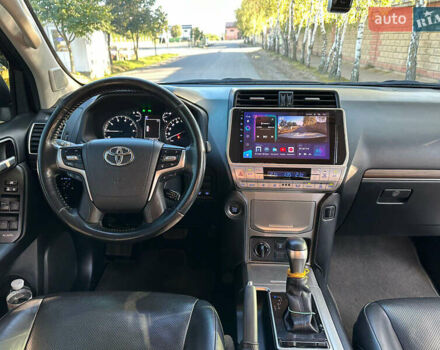 Белый Тойота Ленд Крузер Прадо, объемом двигателя 3.96 л и пробегом 101 тыс. км за 39000 $, фото 11 на Automoto.ua