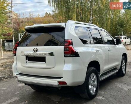 Белый Тойота Ленд Крузер Прадо, объемом двигателя 3.96 л и пробегом 103 тыс. км за 39500 $, фото 7 на Automoto.ua