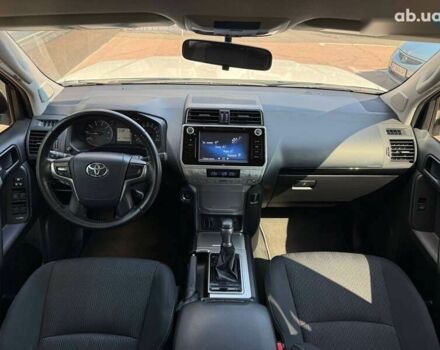 Белый Тойота Ленд Крузер Прадо, объемом двигателя 4 л и пробегом 119 тыс. км за 34950 $, фото 16 на Automoto.ua