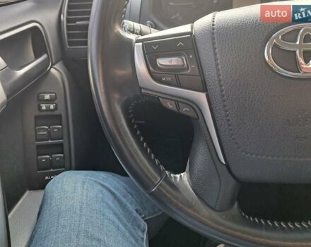 Білий Тойота Ленд Крузер Прадо, об'ємом двигуна 3.96 л та пробігом 103 тис. км за 42000 $, фото 28 на Automoto.ua