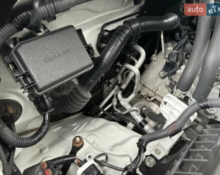 Белый Тойота Ленд Крузер Прадо, объемом двигателя 4 л и пробегом 119 тыс. км за 35450 $, фото 94 на Automoto.ua