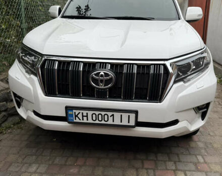 Белый Тойота Ленд Крузер Прадо, объемом двигателя 3.96 л и пробегом 140 тыс. км за 37500 $, фото 2 на Automoto.ua