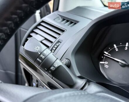 Белый Тойота Ленд Крузер Прадо, объемом двигателя 4 л и пробегом 79 тыс. км за 38700 $, фото 59 на Automoto.ua