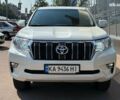 Белый Тойота Ленд Крузер Прадо, объемом двигателя 4 л и пробегом 119 тыс. км за 34950 $, фото 2 на Automoto.ua