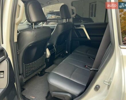 Белый Тойота Ленд Крузер Прадо, объемом двигателя 3.96 л и пробегом 103 тыс. км за 39500 $, фото 34 на Automoto.ua