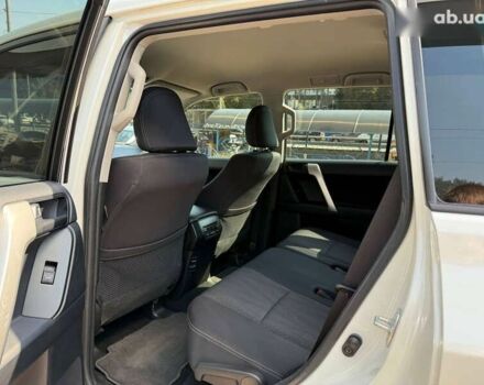 Белый Тойота Ленд Крузер Прадо, объемом двигателя 4 л и пробегом 119 тыс. км за 34950 $, фото 13 на Automoto.ua