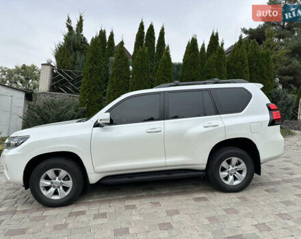 Белый Тойота Ленд Крузер Прадо, объемом двигателя 3.96 л и пробегом 131 тыс. км за 39900 $, фото 6 на Automoto.ua