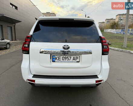 Белый Тойота Ленд Крузер Прадо, объемом двигателя 4 л и пробегом 175 тыс. км за 33500 $, фото 6 на Automoto.ua