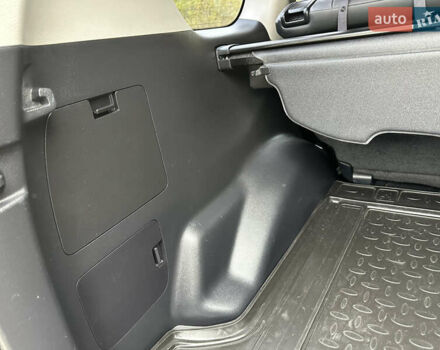 Белый Тойота Ленд Крузер Прадо, объемом двигателя 3.96 л и пробегом 131 тыс. км за 39900 $, фото 40 на Automoto.ua