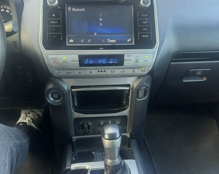 Білий Тойота Ленд Крузер Прадо, об'ємом двигуна 2.76 л та пробігом 141 тис. км за 36300 $, фото 9 на Automoto.ua