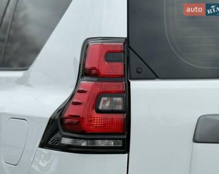 Белый Тойота Ленд Крузер Прадо, объемом двигателя 2.76 л и пробегом 141 тыс. км за 38500 $, фото 24 на Automoto.ua