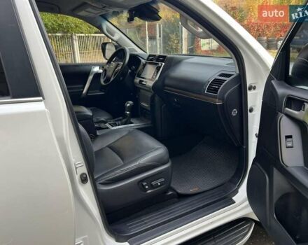 Белый Тойота Ленд Крузер Прадо, объемом двигателя 3.96 л и пробегом 103 тыс. км за 39500 $, фото 40 на Automoto.ua