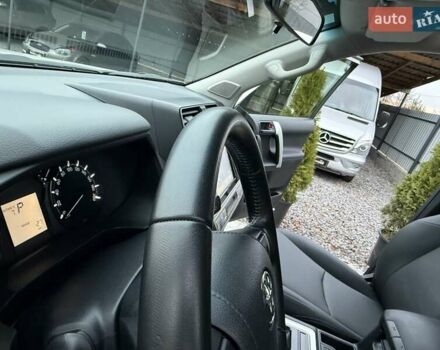 Белый Тойота Ленд Крузер Прадо, объемом двигателя 4 л и пробегом 79 тыс. км за 38700 $, фото 61 на Automoto.ua