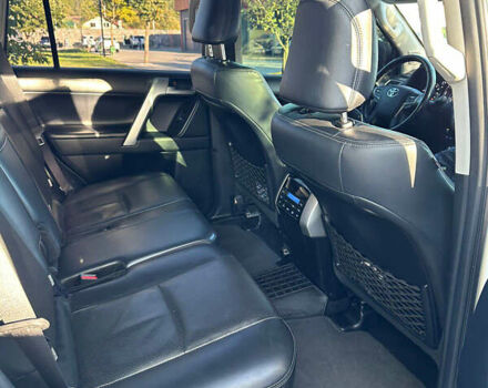 Белый Тойота Ленд Крузер Прадо, объемом двигателя 3.96 л и пробегом 101 тыс. км за 39000 $, фото 13 на Automoto.ua