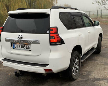 Белый Тойота Ленд Крузер Прадо, объемом двигателя 3.96 л и пробегом 71 тыс. км за 49999 $, фото 5 на Automoto.ua