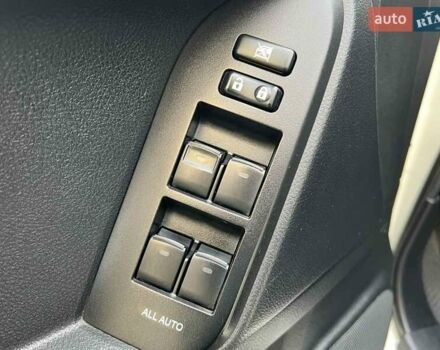 Белый Тойота Ленд Крузер Прадо, объемом двигателя 3.96 л и пробегом 103 тыс. км за 39500 $, фото 25 на Automoto.ua