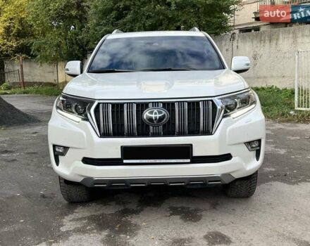 Белый Тойота Ленд Крузер Прадо, объемом двигателя 3.96 л и пробегом 103 тыс. км за 39500 $, фото 2 на Automoto.ua