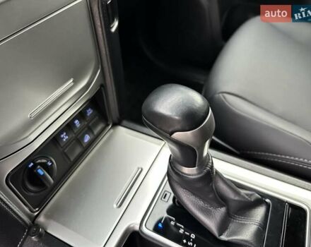 Белый Тойота Ленд Крузер Прадо, объемом двигателя 4 л и пробегом 119 тыс. км за 35450 $, фото 85 на Automoto.ua