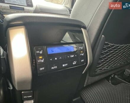 Белый Тойота Ленд Крузер Прадо, объемом двигателя 3.96 л и пробегом 103 тыс. км за 39500 $, фото 36 на Automoto.ua