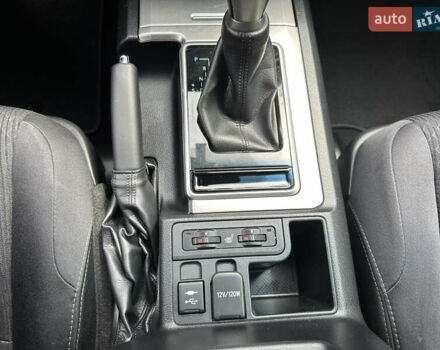 Белый Тойота Ленд Крузер Прадо, объемом двигателя 2.8 л и пробегом 77 тыс. км за 38500 $, фото 12 на Automoto.ua