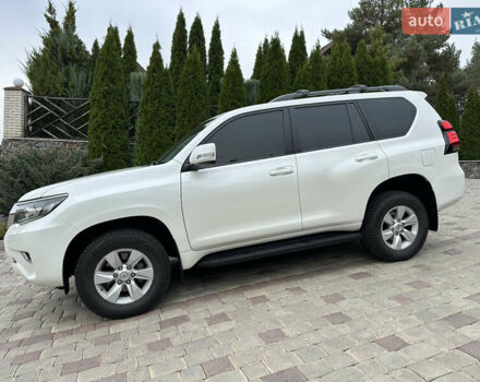 Белый Тойота Ленд Крузер Прадо, объемом двигателя 3.96 л и пробегом 131 тыс. км за 39900 $, фото 16 на Automoto.ua