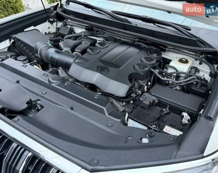 Белый Тойота Ленд Крузер Прадо, объемом двигателя 4 л и пробегом 79 тыс. км за 38700 $, фото 68 на Automoto.ua