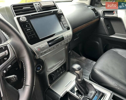 Белый Тойота Ленд Крузер Прадо, объемом двигателя 3.96 л и пробегом 131 тыс. км за 39900 $, фото 29 на Automoto.ua