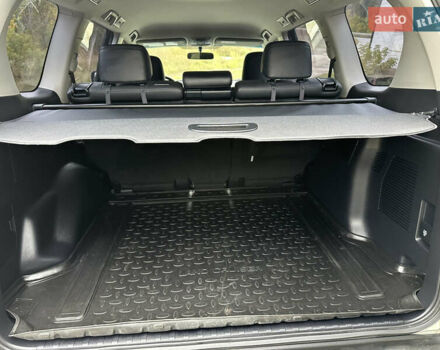 Белый Тойота Ленд Крузер Прадо, объемом двигателя 3.96 л и пробегом 131 тыс. км за 39900 $, фото 38 на Automoto.ua