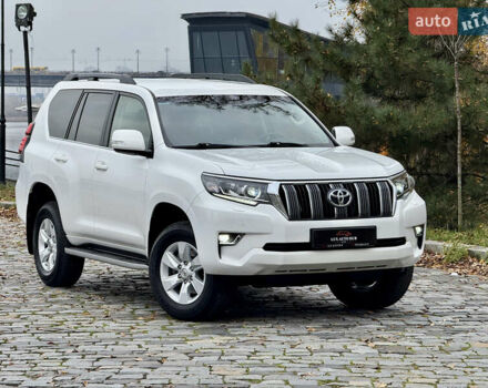 Белый Тойота Ленд Крузер Прадо, объемом двигателя 3.96 л и пробегом 50 тыс. км за 41999 $, фото 83 на Automoto.ua