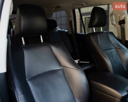 Белый Тойота Ленд Крузер Прадо, объемом двигателя 3.96 л и пробегом 42 тыс. км за 46500 $, фото 47 на Automoto.ua