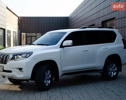 Белый Тойота Ленд Крузер Прадо, объемом двигателя 3.96 л и пробегом 42 тыс. км за 46500 $, фото 17 на Automoto.ua