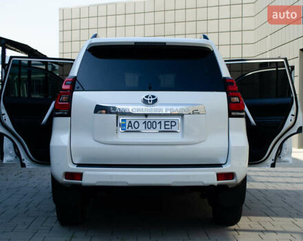 Белый Тойота Ленд Крузер Прадо, объемом двигателя 3.96 л и пробегом 42 тыс. км за 46500 $, фото 54 на Automoto.ua