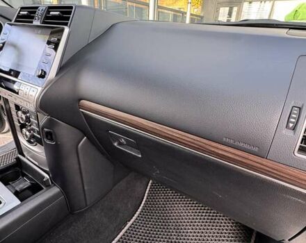 Белый Тойота Ленд Крузер Прадо, объемом двигателя 2.76 л и пробегом 130 тыс. км за 49599 $, фото 36 на Automoto.ua