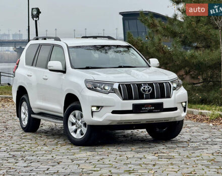 Белый Тойота Ленд Крузер Прадо, объемом двигателя 3.96 л и пробегом 50 тыс. км за 41999 $, фото 180 на Automoto.ua