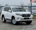 Белый Тойота Ленд Крузер Прадо, объемом двигателя 3.96 л и пробегом 50 тыс. км за 41999 $, фото 176 на Automoto.ua