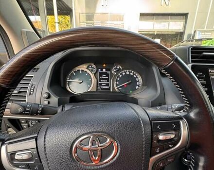 Белый Тойота Ленд Крузер Прадо, объемом двигателя 2.76 л и пробегом 130 тыс. км за 49599 $, фото 27 на Automoto.ua