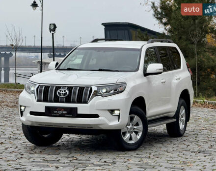 Белый Тойота Ленд Крузер Прадо, объемом двигателя 3.96 л и пробегом 50 тыс. км за 41999 $, фото 152 на Automoto.ua