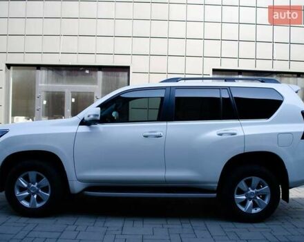 Белый Тойота Ленд Крузер Прадо, объемом двигателя 3.96 л и пробегом 42 тыс. км за 46500 $, фото 14 на Automoto.ua