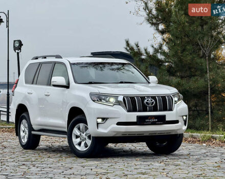 Белый Тойота Ленд Крузер Прадо, объемом двигателя 3.96 л и пробегом 50 тыс. км за 41999 $, фото 186 на Automoto.ua