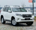 Белый Тойота Ленд Крузер Прадо, объемом двигателя 3.96 л и пробегом 50 тыс. км за 41999 $, фото 175 на Automoto.ua