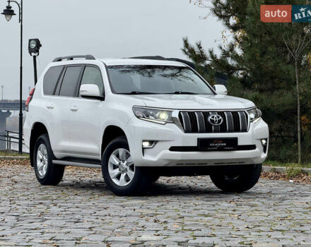 Белый Тойота Ленд Крузер Прадо, объемом двигателя 3.96 л и пробегом 50 тыс. км за 41999 $, фото 86 на Automoto.ua